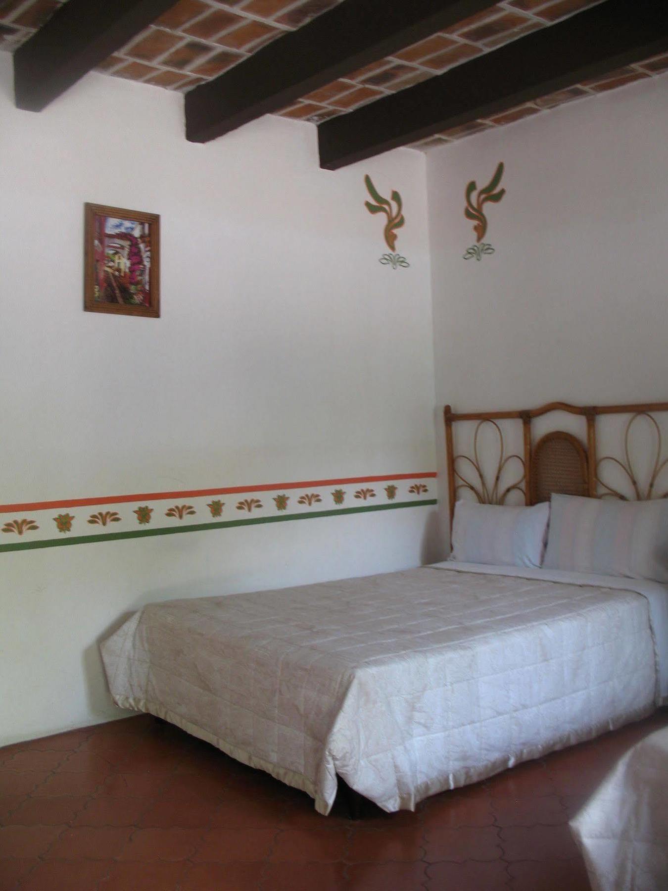 Hotel Concierge Plaza La Esperanza Текуискуиапан Екстериор снимка